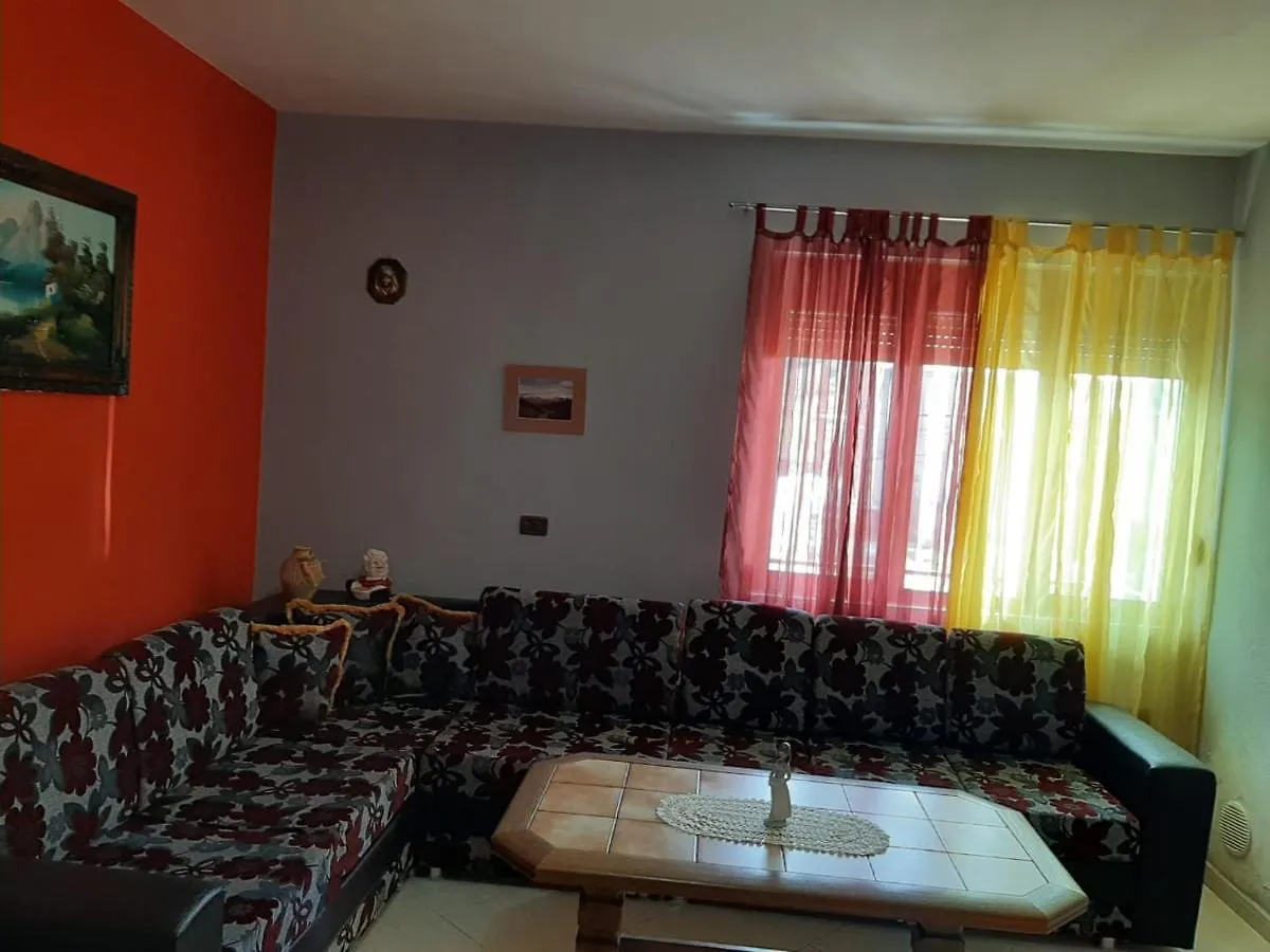 Guesthouse Lula Tepelene 0*,  Albania